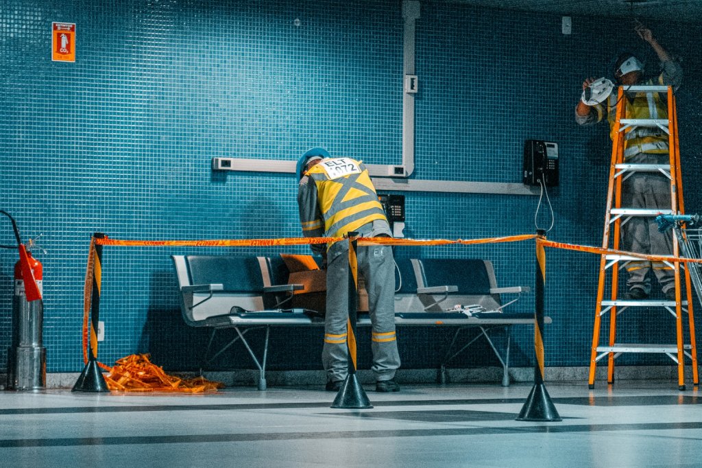 Топ — 10 лучших услуг по коммерческой уборке: чистота – залог успеха вашего бизнеса
